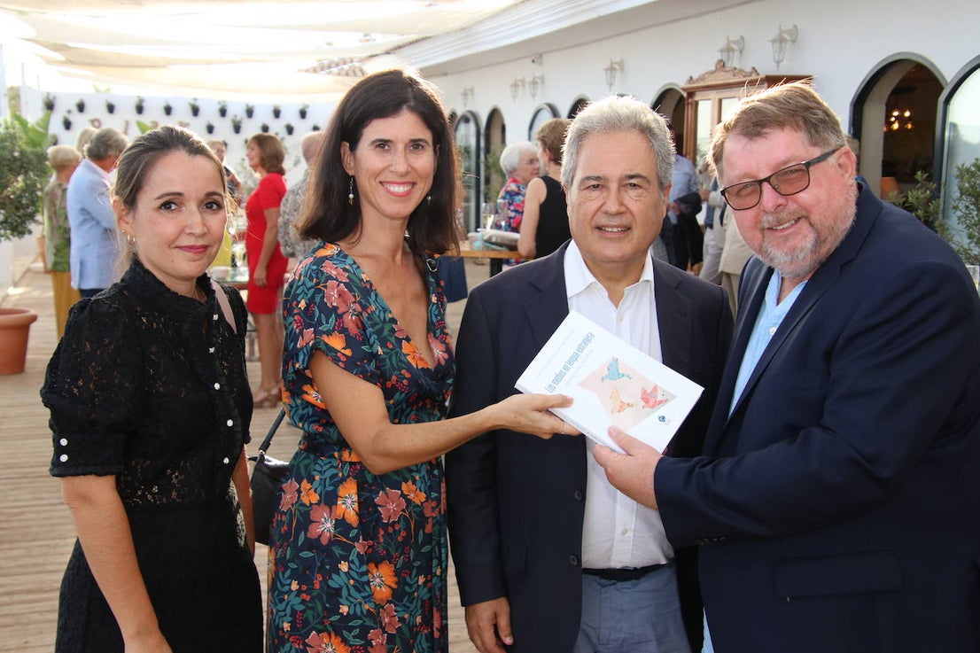 Tuesday’s gala dinner for the Costa Press Club's 20th anniversary was attended by members and guests, including representatives of the Spanish press association and Malaga University