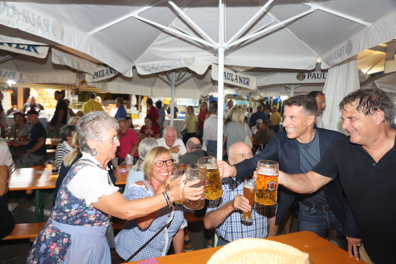 More than 500 people attended the first night of the Oktoberfest event in Torrox.