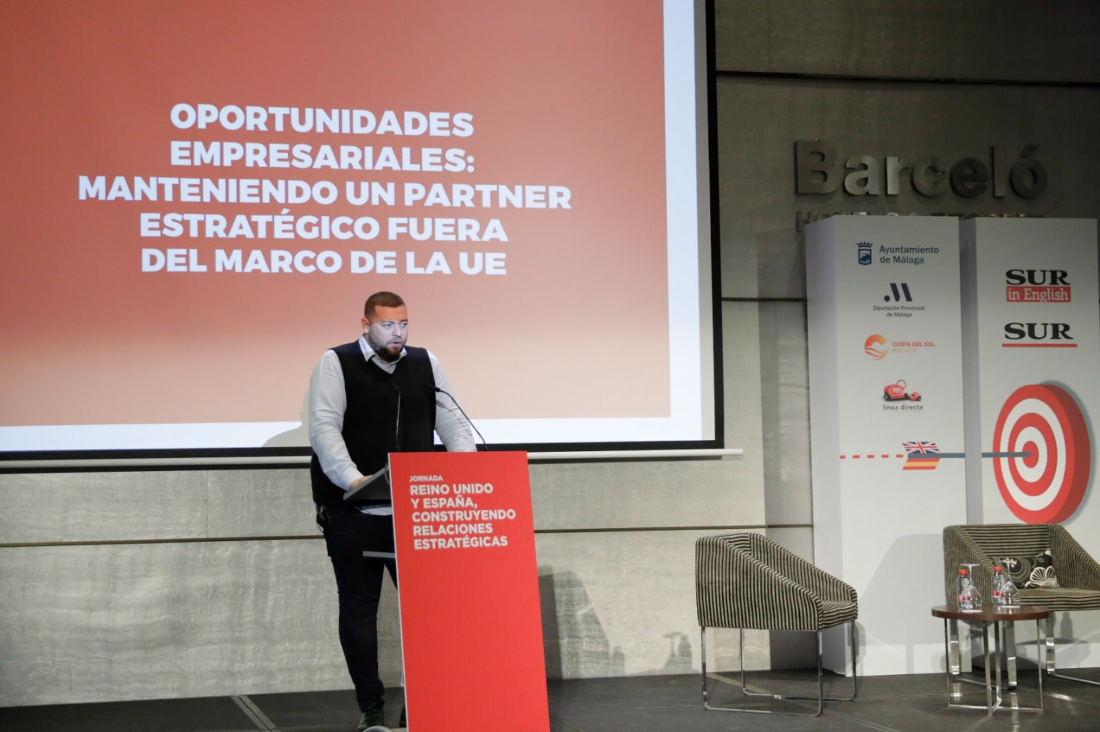 Experts in the fields of economy, tourism, commerce and education, among others, took part in the event organised by SUR