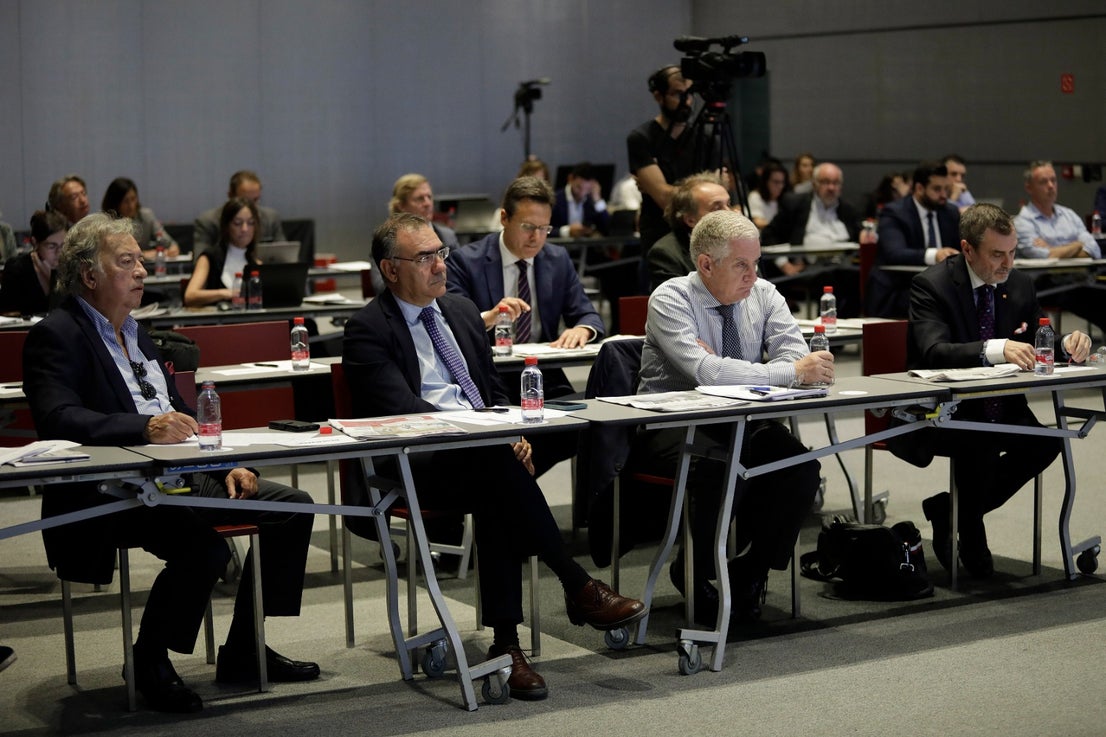 Experts in the fields of economy, tourism, commerce and education, among others, took part in the event organised by SUR