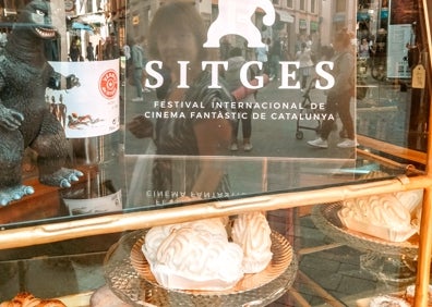 Imagen secundaria 1 - Sitges lives with cinema. 