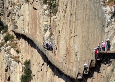 Imagen secundaria 1 - New Caminito del Rey visitor centre opens with 240 parking spaces and a panoramic viewpoint