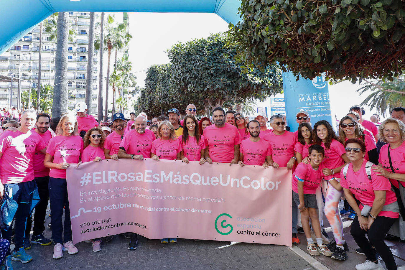 Wave of pink in Marbella as more than 3,000 take part in cancer awareness walk