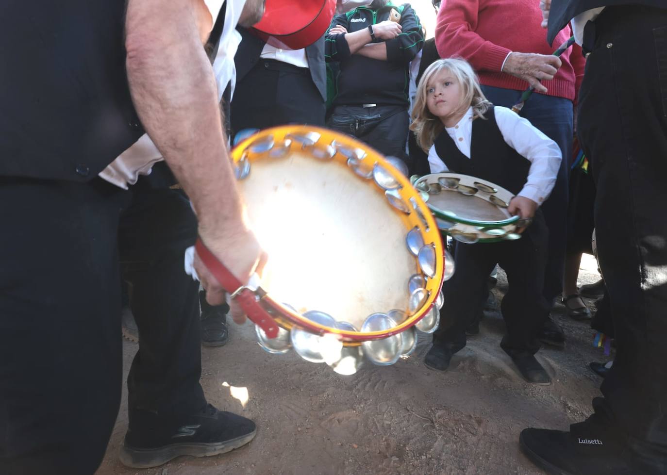 A total of 25 'pandas' (groups) participated 