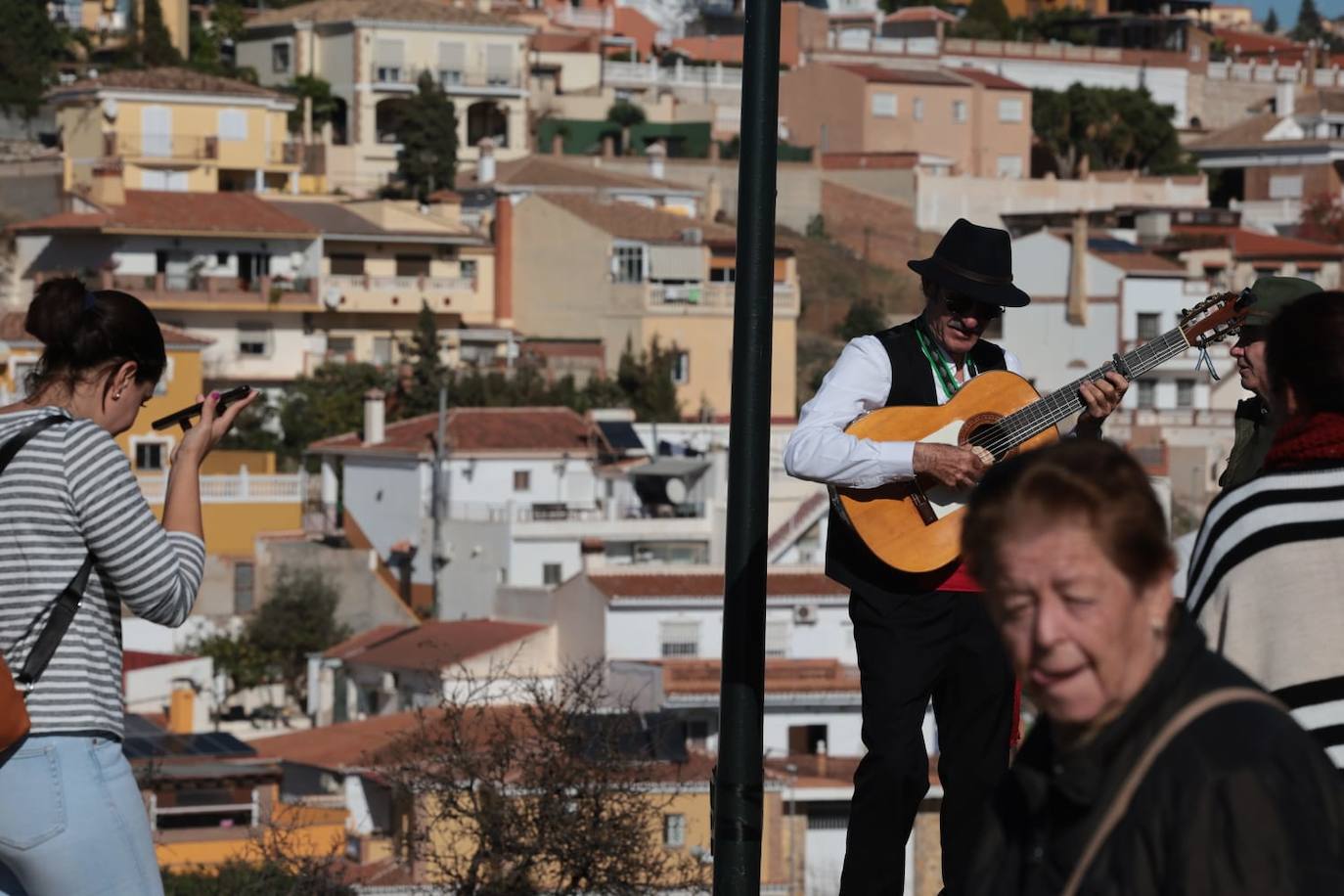 A total of 25 'pandas' (groups) participated 