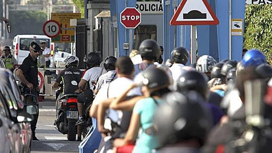 More bother at the border for Gibraltarian red ID card holders