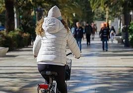 In coastal areas temperatures close to 20C will once again be registered.