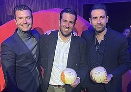 Morales and Menor (La Milla) and Villasclaras (El Lago), at the awards ceremony.