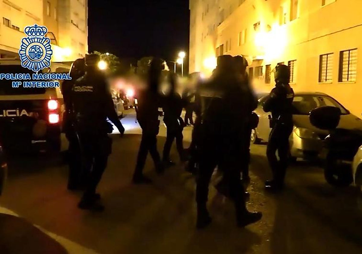 Part of the National Police operation against the scammers.