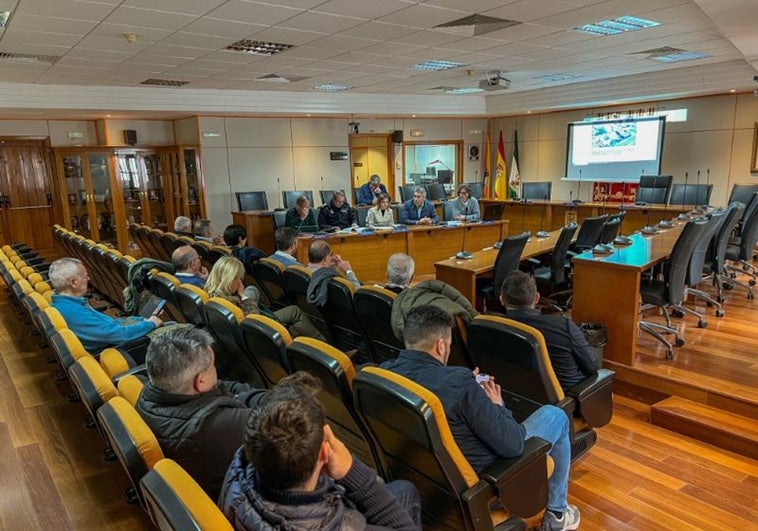 Benalmádena holds meeting with residents and traders about future of Plaza Solymar
