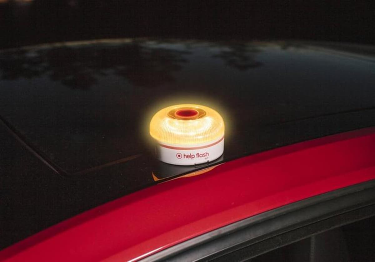 Help Flash: The emergency beacons for cars