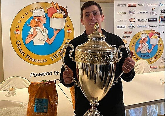Fuengirola business scoops trophy for best chocolate ice cream in Spain