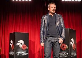 Antonio Banderas to produce Spanish version of Phantom of the Opera