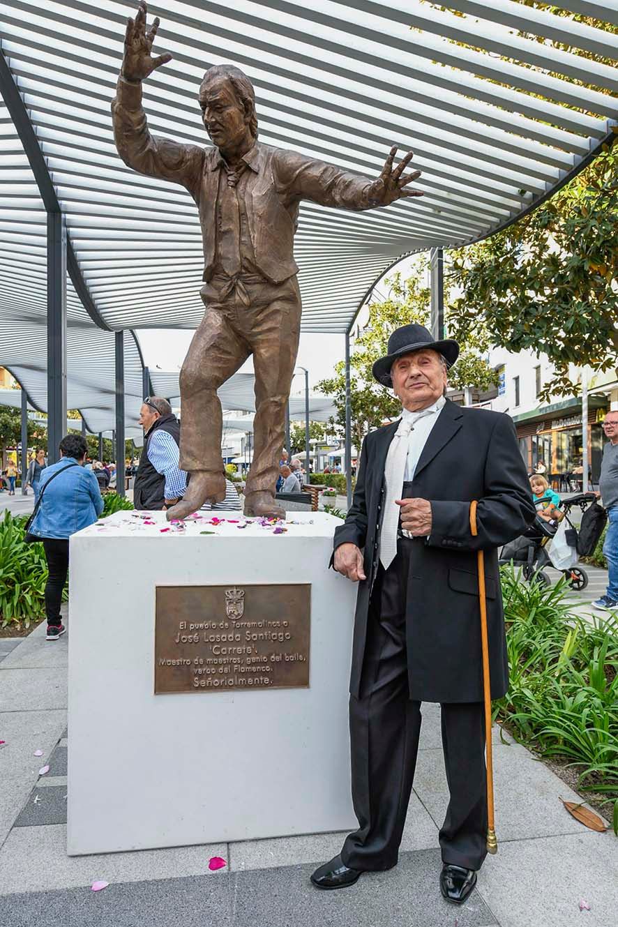 The proud flamenco dancer and his bronze statue in Plaza Cosa del Sol.