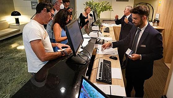February's overnight stay hotel data confirms tourism in Spain has recovered after pandemic