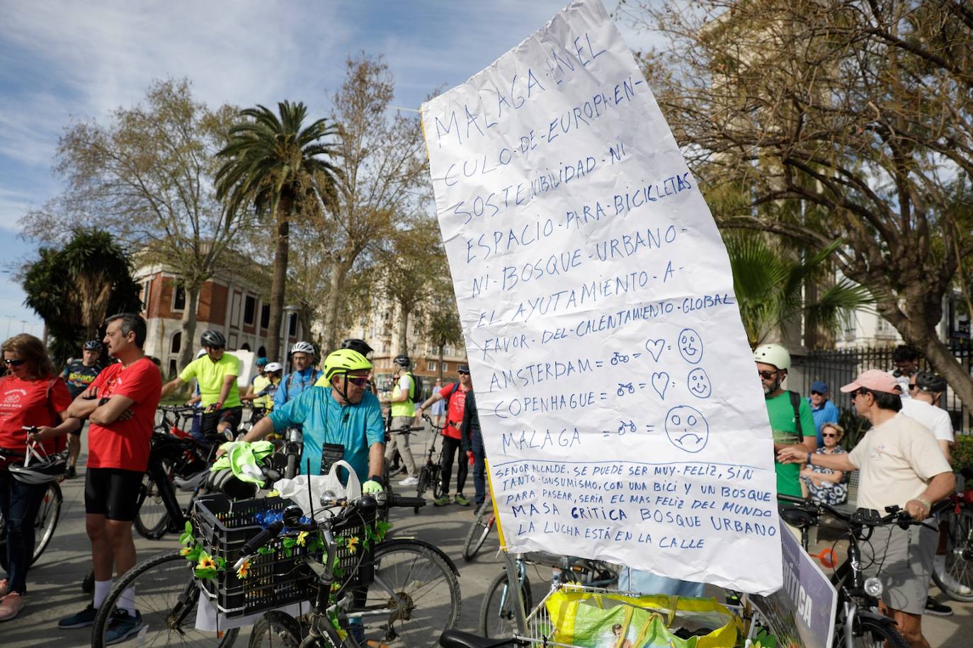 Photo gallery: demonstration to demand more cycle lanes in Malaga