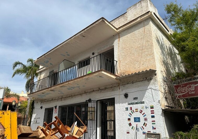 Torremolinos residents angered at demolition of iconic hotel