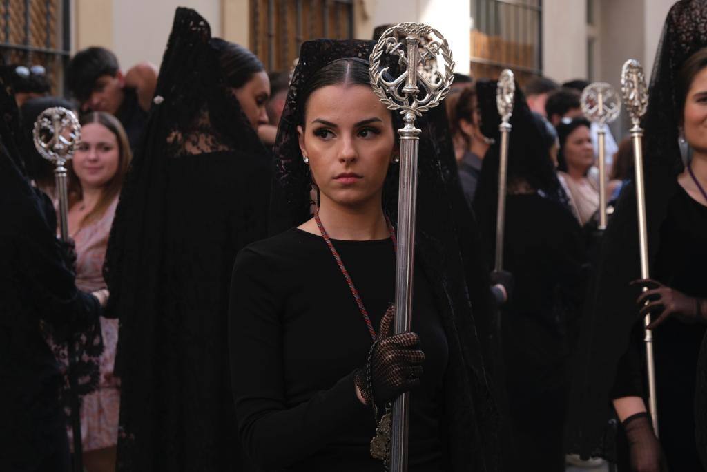 Holy Monday processions in the heart of Malaga, in pictures