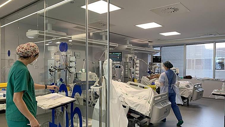Surgery delays reach another record with 793,521 patients still waiting in Spain