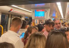 Chaos on the metro to Malaga city centre for Holy Monday processions