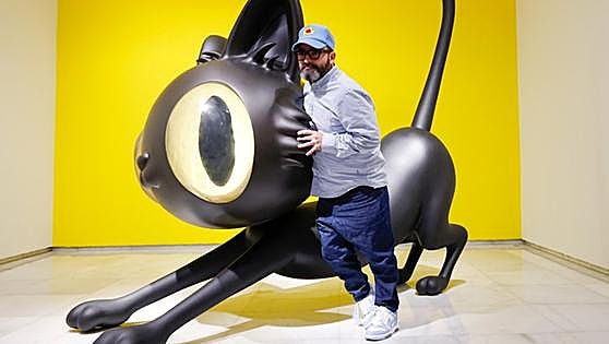 Local artist Javier Calleja breaks visitor records with Mr. Günter, The Cat Show, exhibition in Malaga