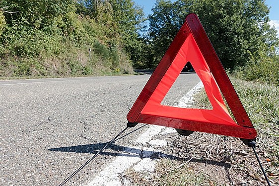 Spain's DGT to consider banning use of hazard warning triangles in some situations after rise in road deaths