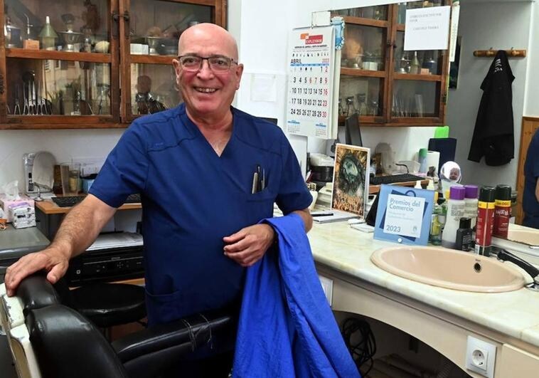 Marbella barber celebrates more than half a century of cutting the locks of stars and locals