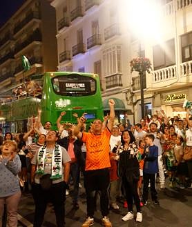 Imagen secundaria 2 - Antequera seal promotion to the third tier of Spanish football with four games left to go