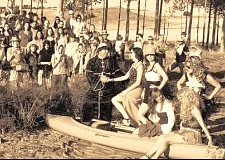 Imagen secundaria 1 - Modern day and past celebrations; Philip II.