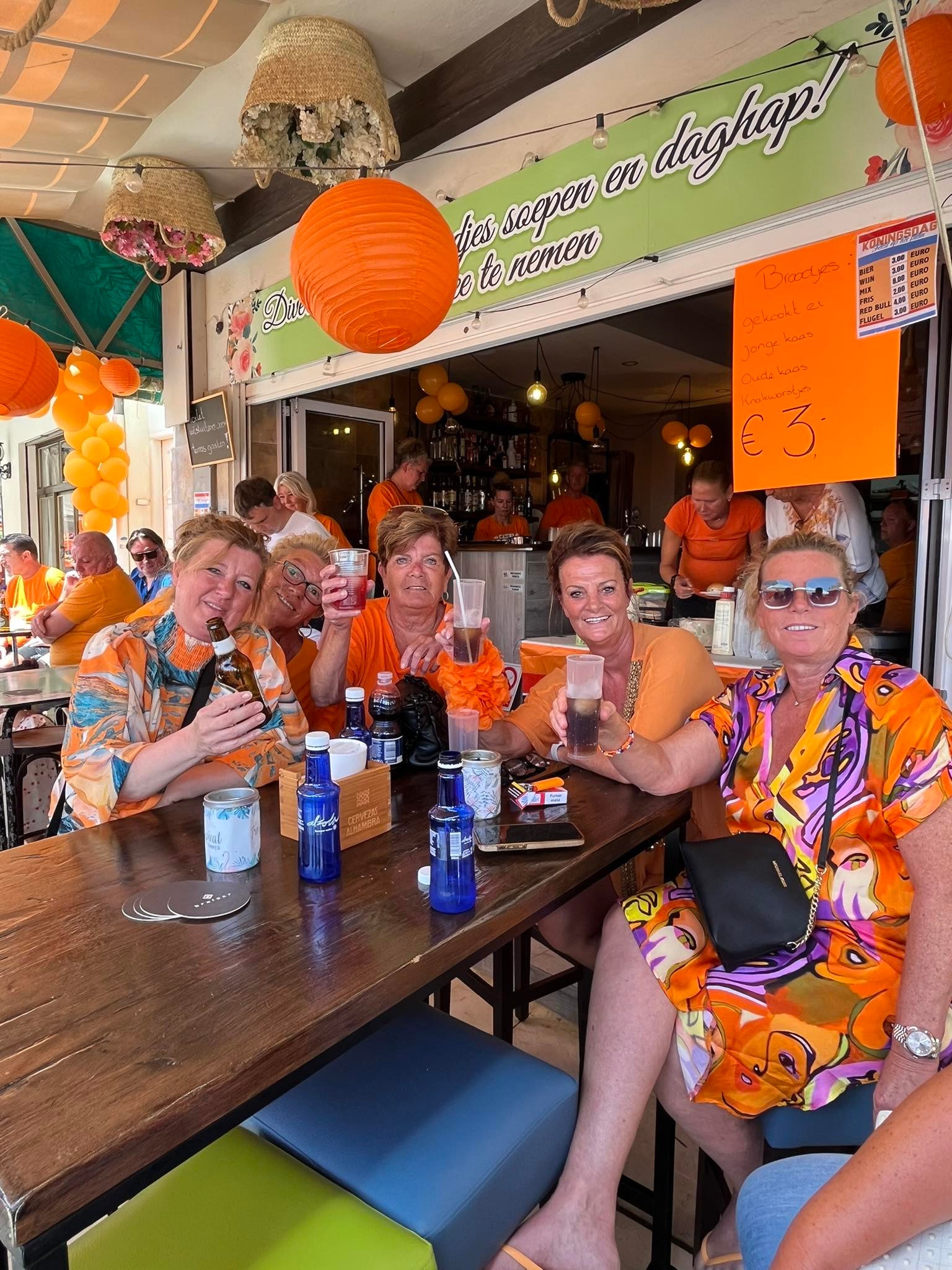 In pictures... King's Day celebrations on the Costa