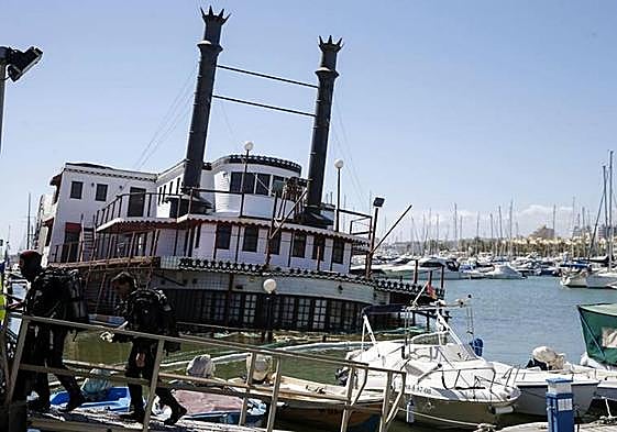 The semi-submerged Willow paddle steamer in Benalmádena Marina