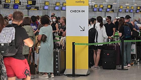 Nearly 5.1 million flight seats to or from the Costa del Sol up for grabs this summer