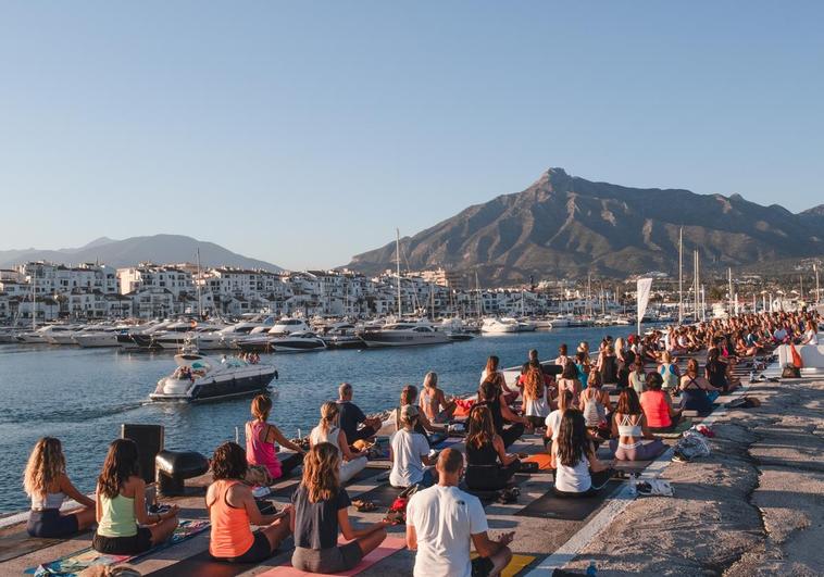 Unique chance to unwind by the sea at Cívitas Puerto Banús international yoga festival