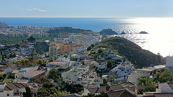 Almuñécar: a question of interpreting coins
