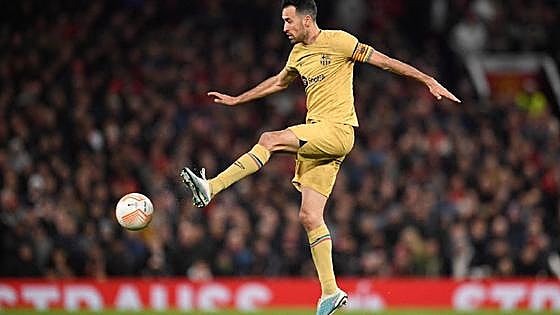 Busquets goes out at the top
