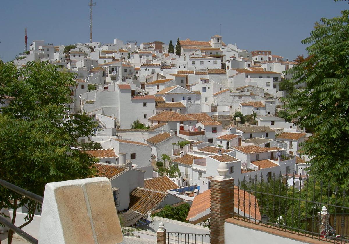 Comares.