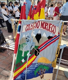 Imagen secundaria 2 - At last year's celebration.