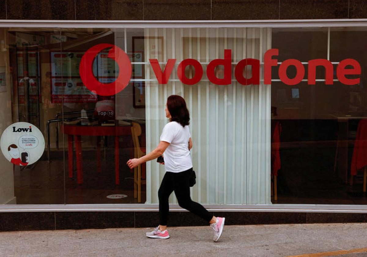 A Vodafone store in Ronda.