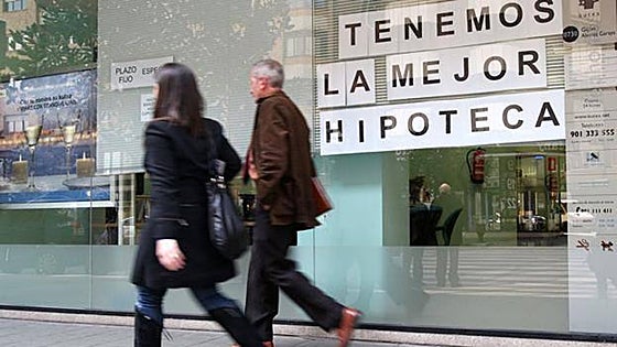 Customer recovers more than 6,000 euros after suing bank for 'abusive' mortgage charges