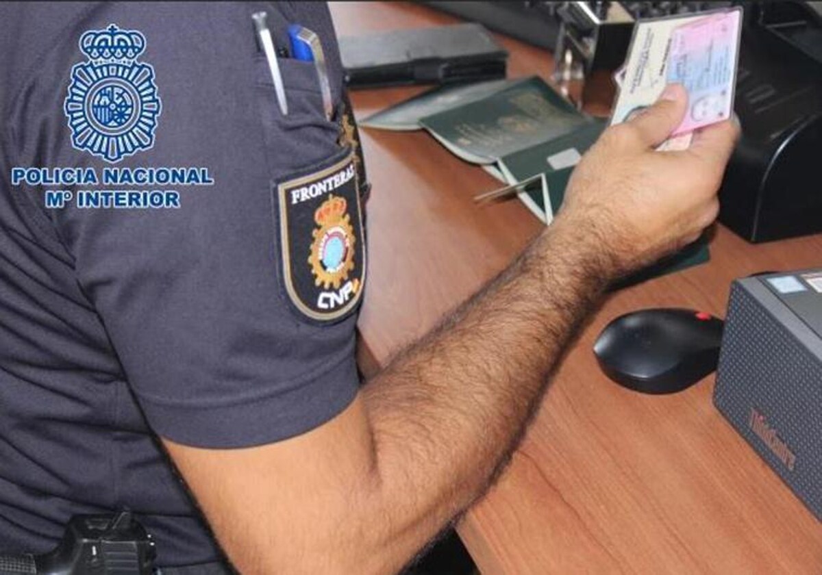 Spanish police arrest 64 people for buying fake driving licences, passports and ID cards