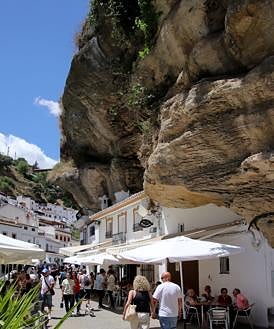Imagen secundaria 2 - Setenil de las Bodegas.