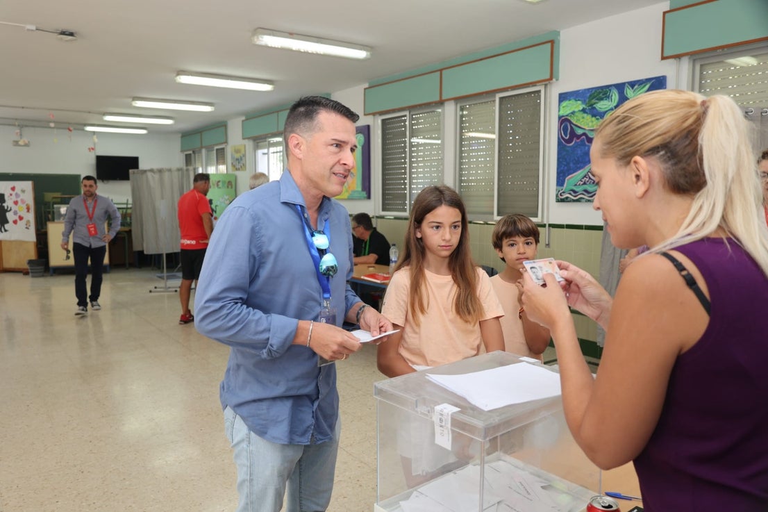 Candidates among voters on the Costa del Sol