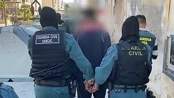 Gang members that threatened drivers with AK-47 assault rifle on A-7 motorway in Malaga are arrested