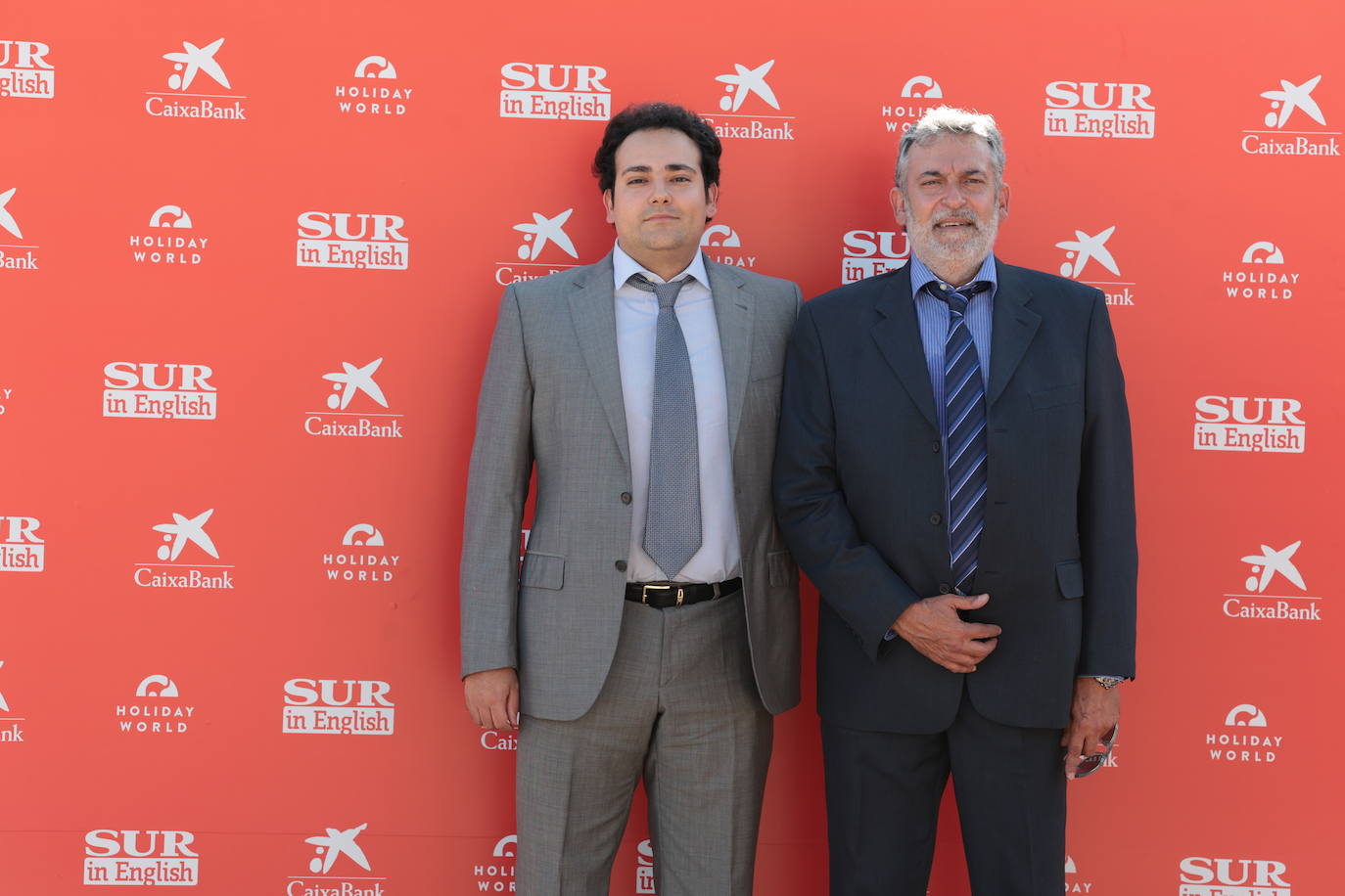 SUR in English celebrates international business
