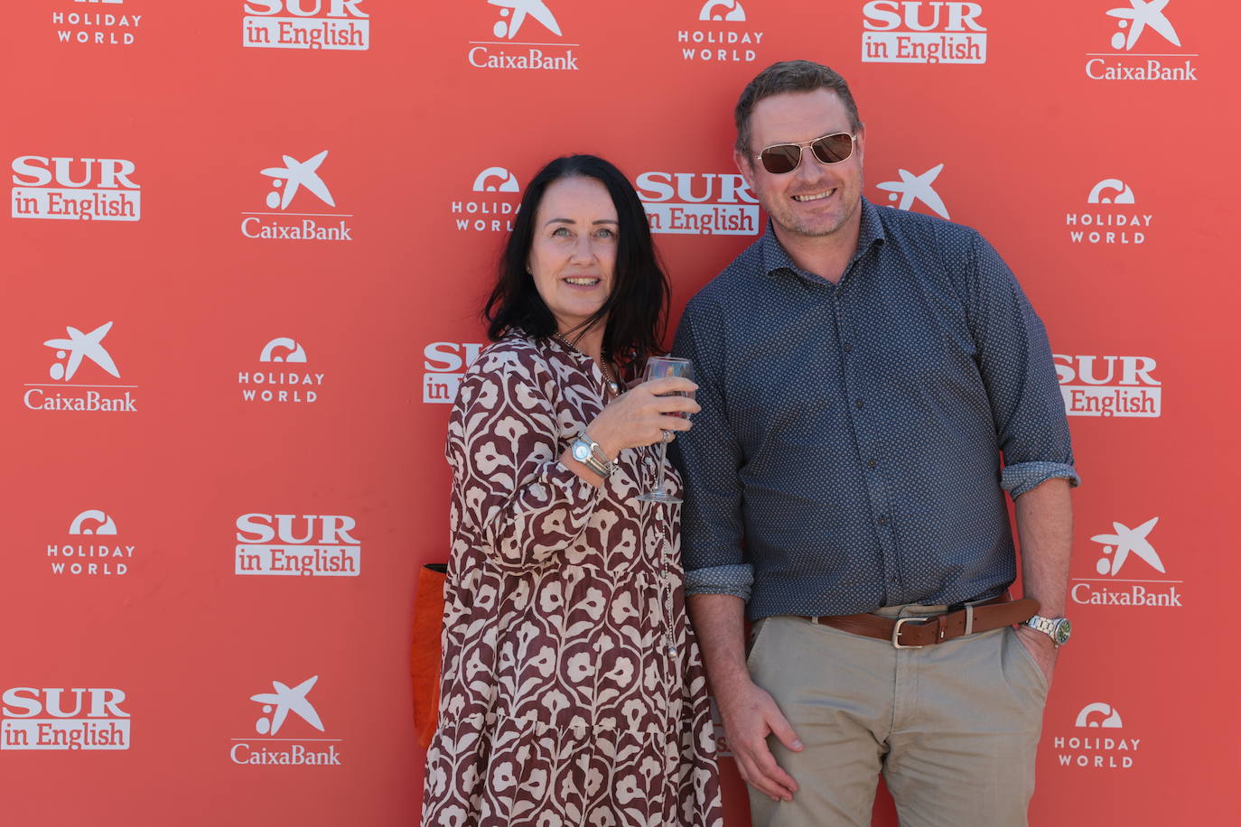 SUR in English celebrates international business