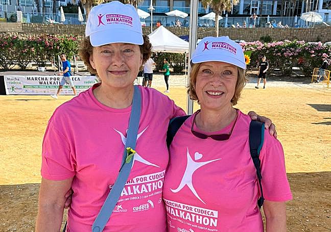 Sisters Debbie and Catherine Metcalfe.