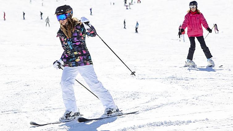 Granada's Sierra Nevada ski resort starts major 20-million-euro upgrade of iconic gondola lift