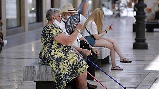 Sweltering heat in Andalucía: yellow alerts for high temperatures this Friday