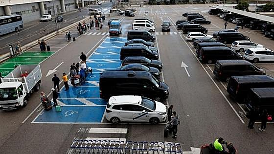 New Malaga Airport access charge angers pre-booked transport providers