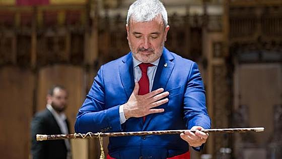 More cities in Spain turn blue with councils now sworn in
